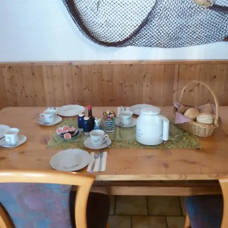 Privatzimmer Rethaber Ringsheim Room photo