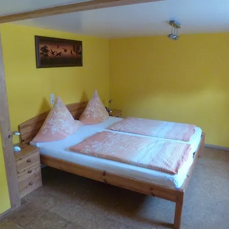 Privatzimmer Rethaber Ringsheim Room photo